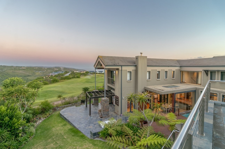 5 Bedroom Property for Sale in Pezula Golf Estate Western Cape